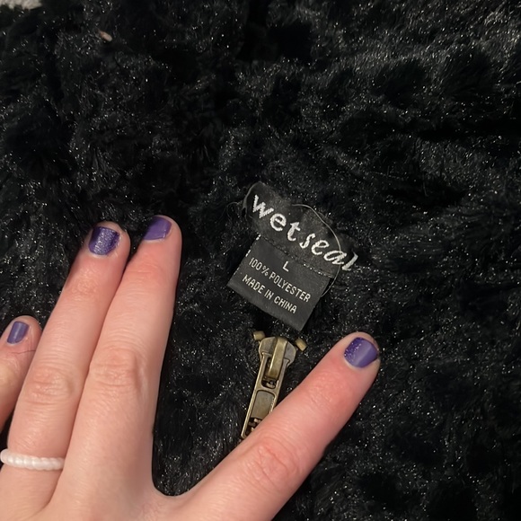 Faux Fur Wet Seal Cropped Zippered Jacket sz Large - Picture 3 of 10